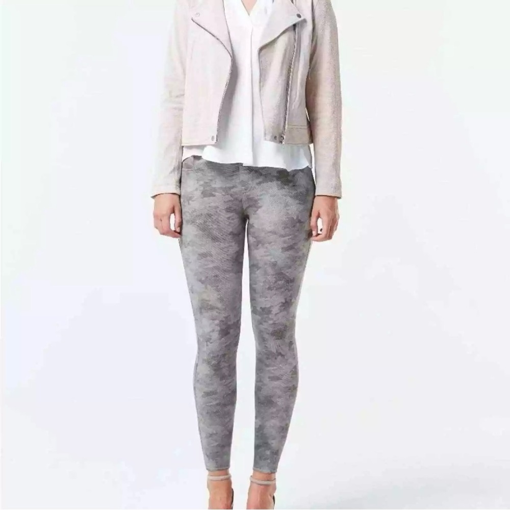 SPANX • Womens Jean-ish Ankle Pull On Leggings Stone Wash Camo High Rise Size XL